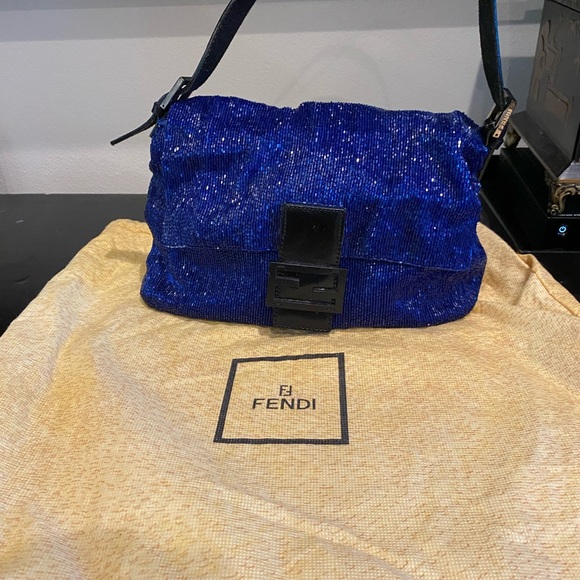 FENDI MAMA BEADED VINTAGE BLUE - Picture 2 of 12